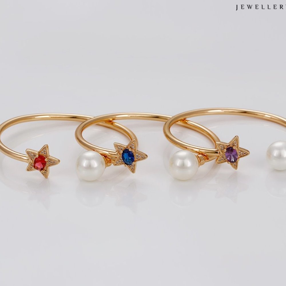 Beautiful Sapphire Star 18KGP Bangle - Picture 11 of 14